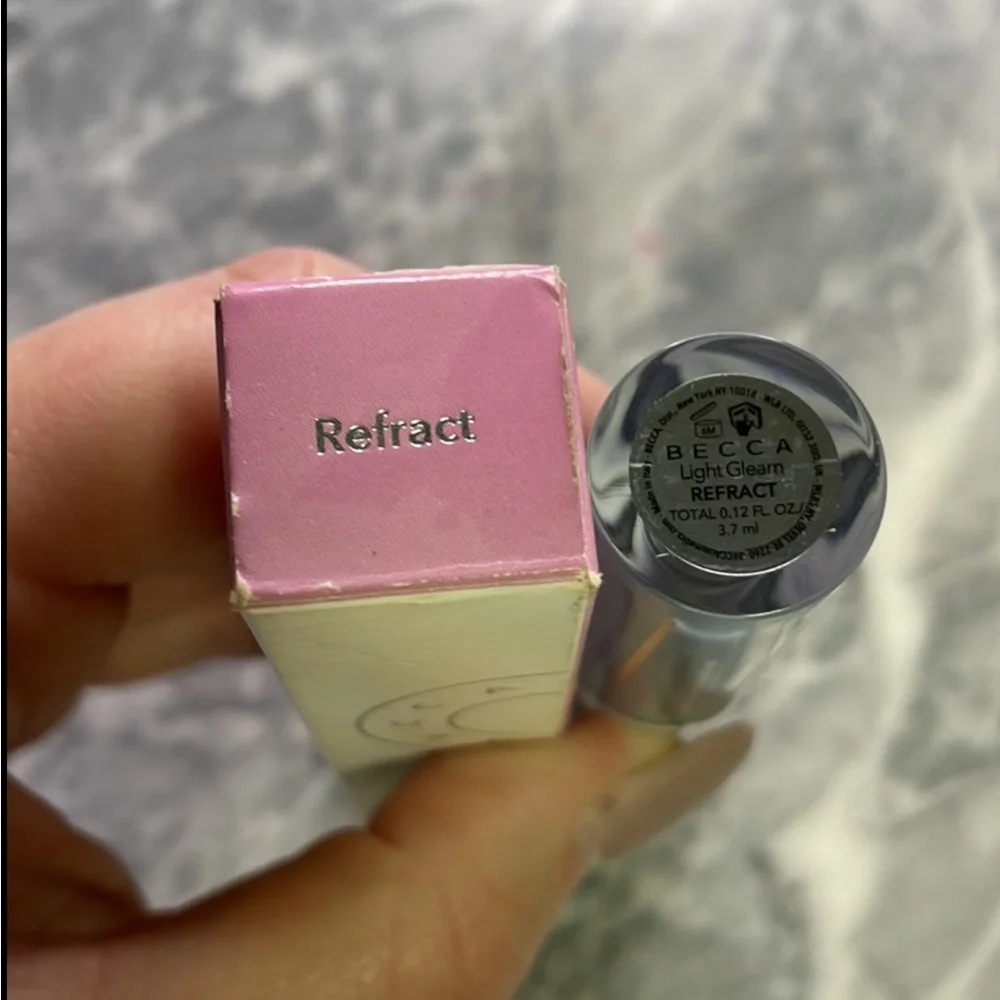 New Becca Cosmetics Light Gleam Liquid Eyeshadow‎ Primer and Topper